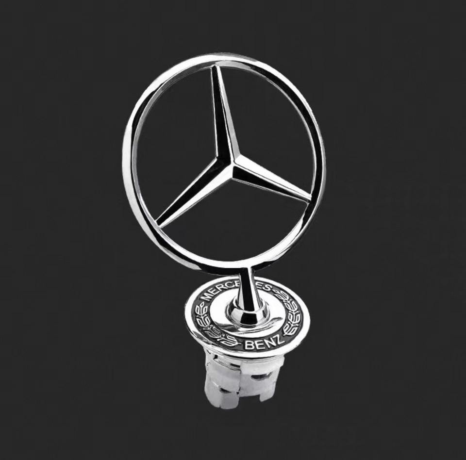 Mercedes-Benz Hood Ornament - Laurel Wreath (Black) (57mm)
