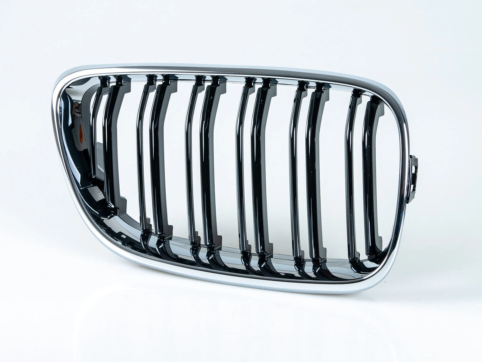Chrome Kidney Grille | 2 Series F22 F23 (2014 - 2018)